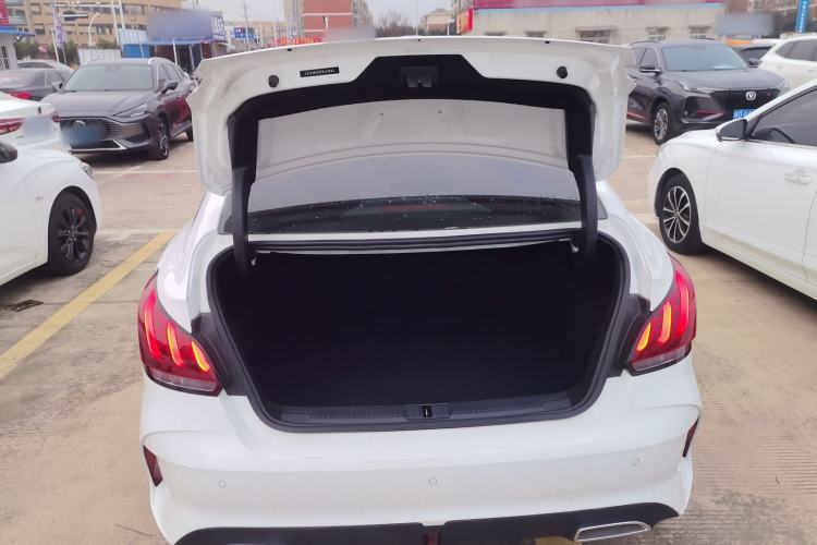 Used MG 5 2022 180 DVVT CVT Youth Style Edition