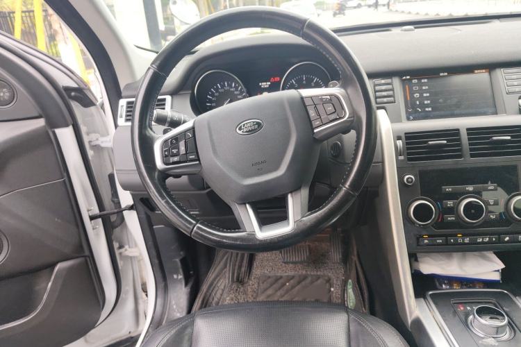 Used Land Rover Discovery Sport 2016 2.0T SE Steering Wheel
