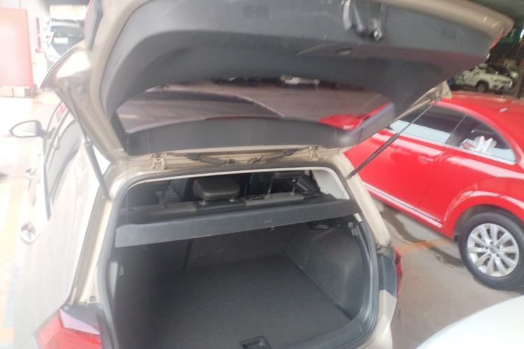 Used Volkswagen Golf 2018 230TSI Automatic Comfort Model
