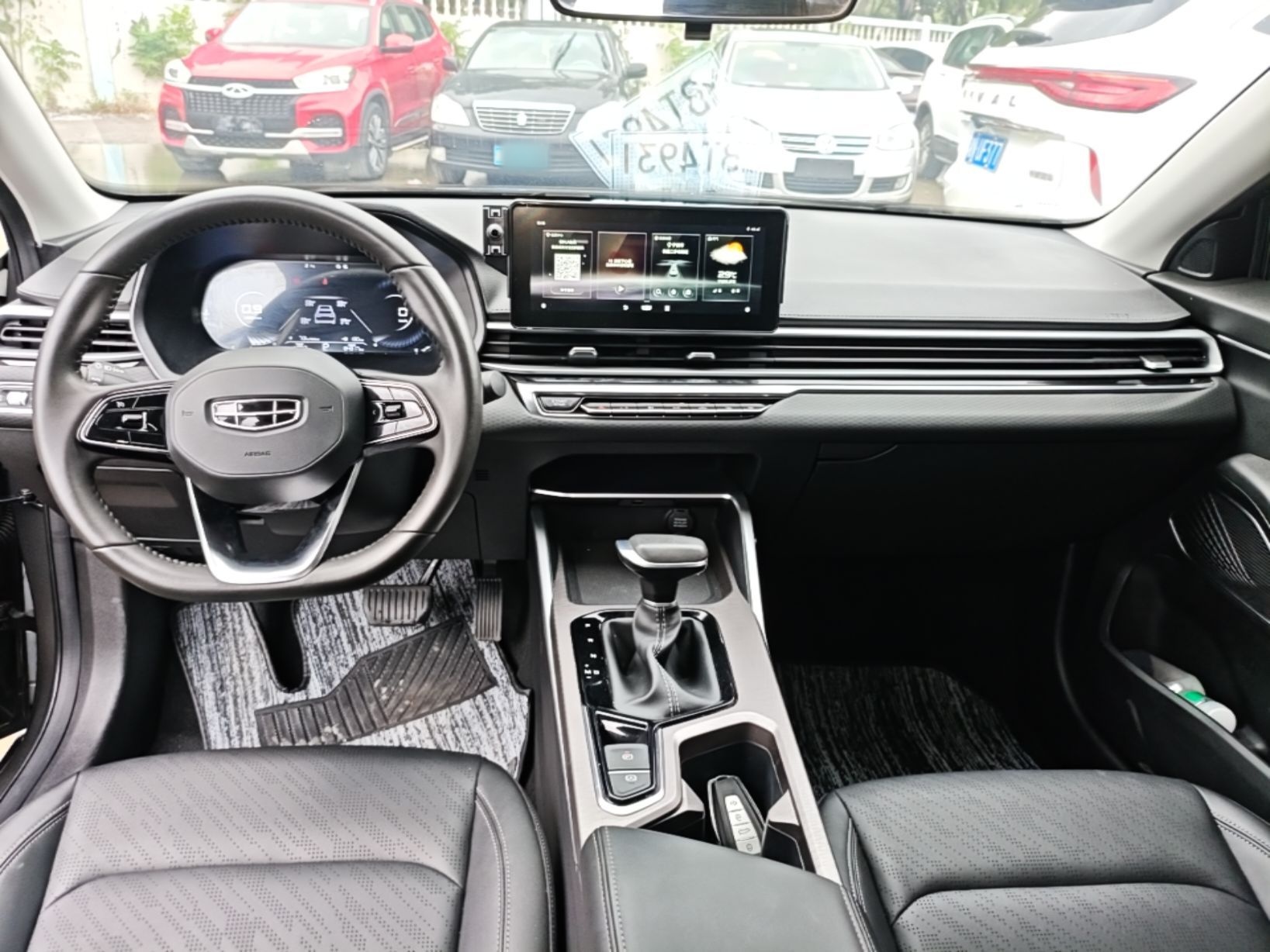 Geely Auto Emgrand 2022 4th Generation 1.5L CVT Luxury Model - Premium — снимка 12