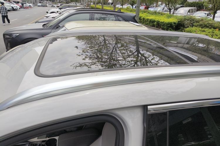 Used BYD Song PLUS New Energy 2025 DM-i 112KM Prestige Model Roof