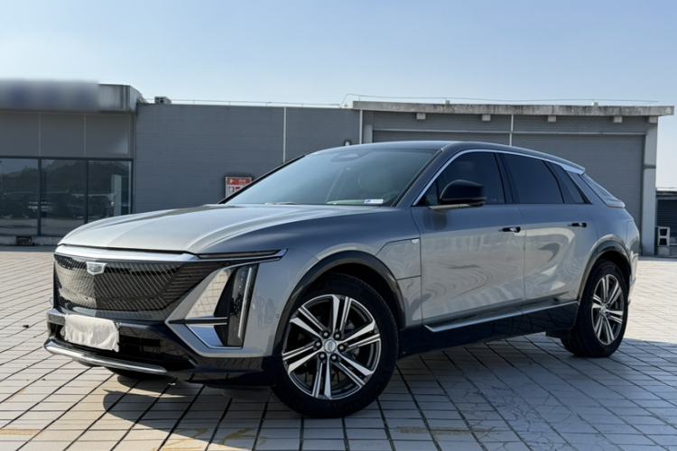 Used Cadillac LYRIQ 2024 Rear-Drive Standard Range Luxury Edition