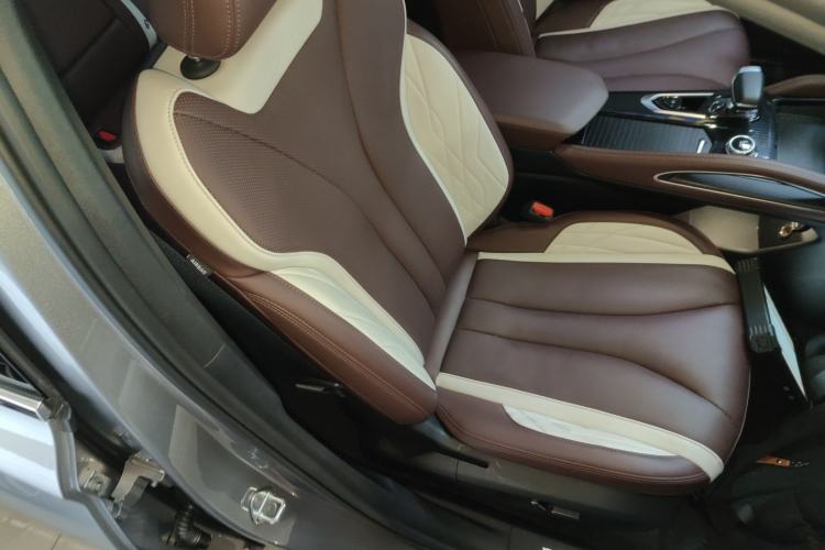 Used Geely Auto Monjaro L 2021 2.0TD DCT EVO Two-Wheel Drive Prestige Version
