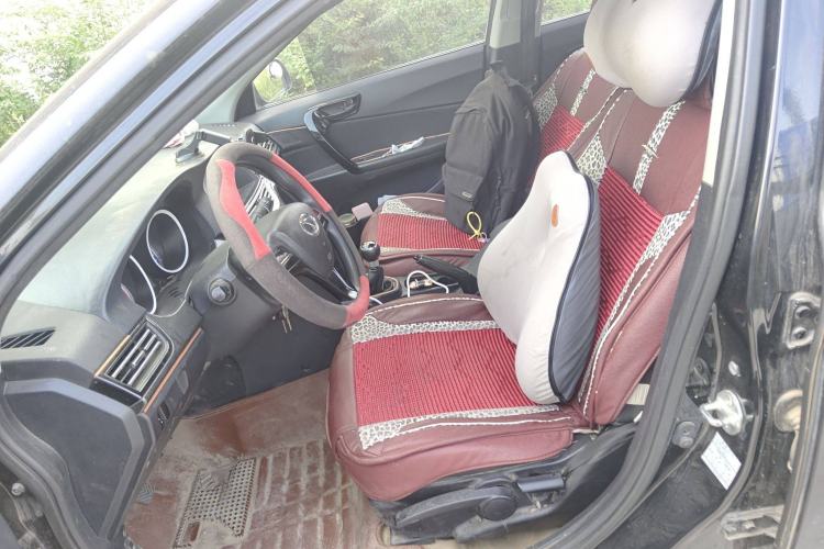 Used Soueast V5 Lingzhi 2014 1.5T Manual Qukong Version