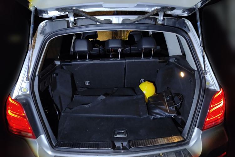 Used Mercedes-Benz GLK-Class 2013 GLK 300 4MATIC Dynamic Sunroof Model