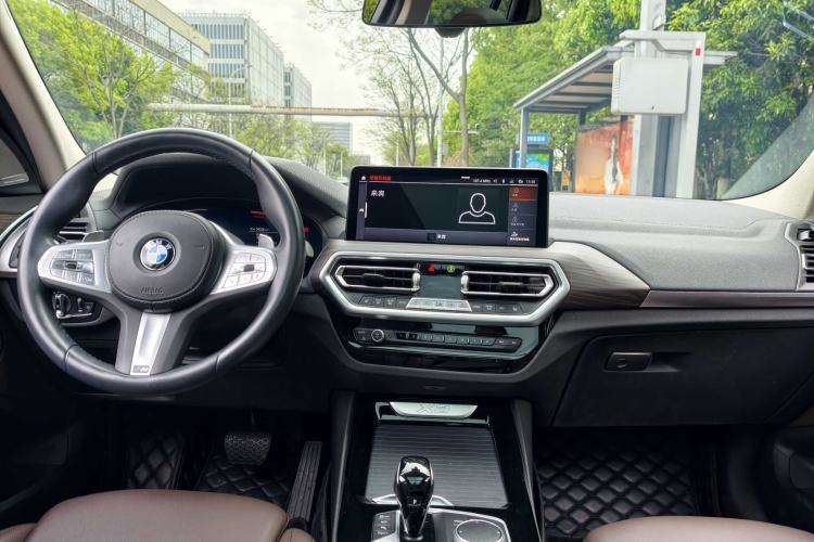 Used BMW X3 2022 Second Facelift xDrive30i Leading Edition M Night Sky Package Interior 5