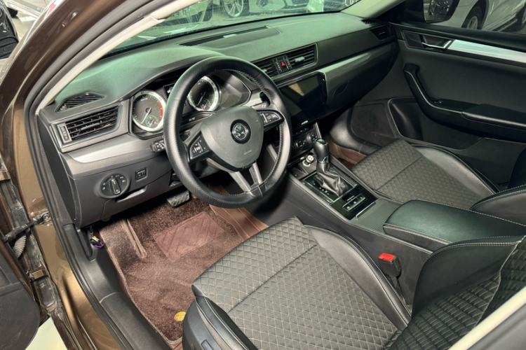 Used Skoda Superb 2018 TSI330 DSG Comfort Edition China V Standard
