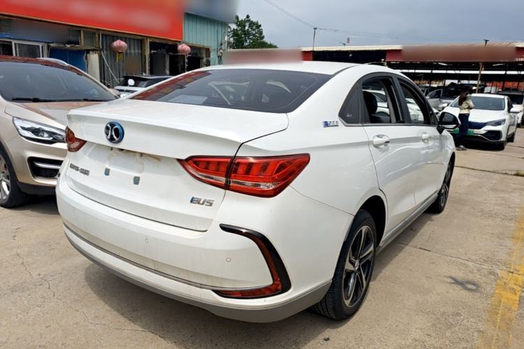 Used BAIC Beijing EU5 
