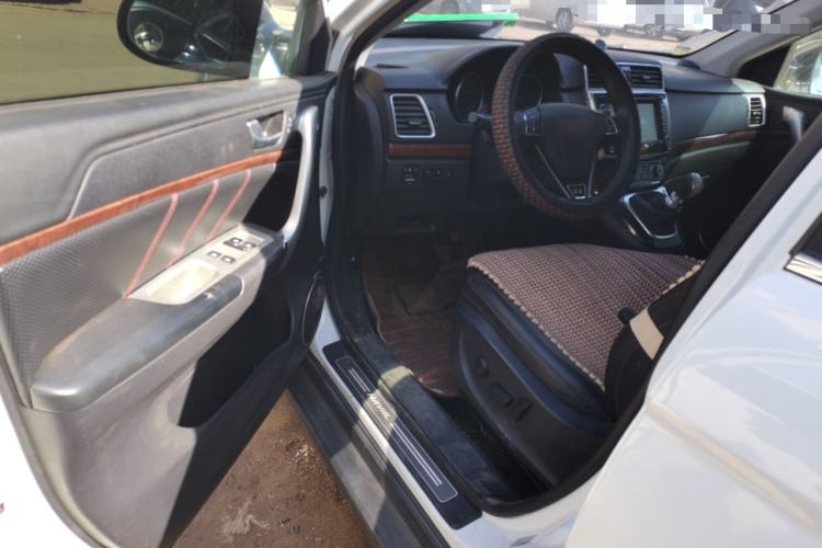 Used Haval H6 2014 Sport Version 1.5T Manual Two-Wheel Drive Elite Edition
