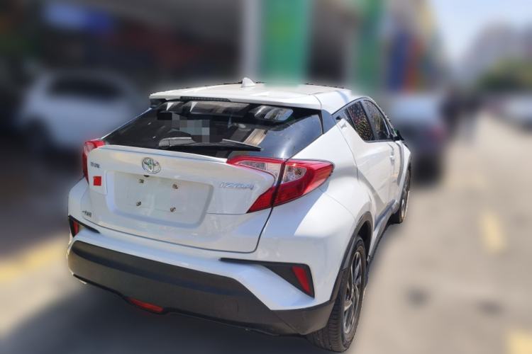Used Toyota IZOA 2018 2.0L Yichi Edition China V Standard Rear Right 45 Deg