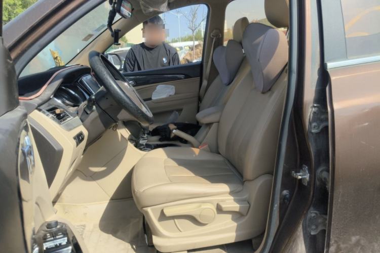 Used Baojun 730 2016 1.5L Manual Comfort Version 7 Seats China V Emission Standard