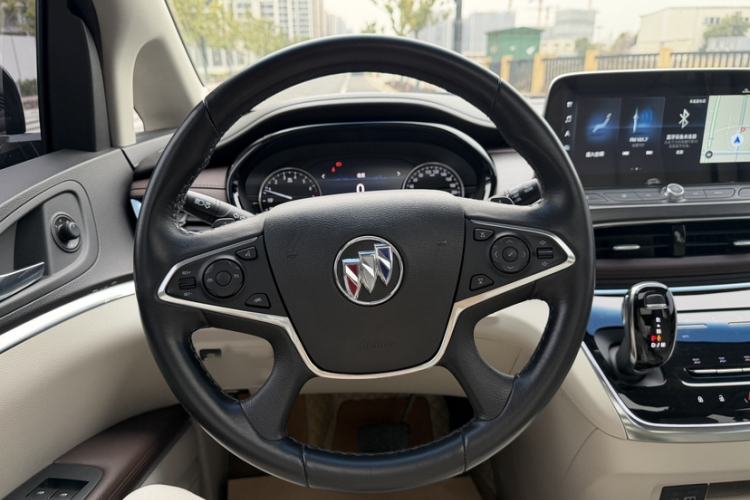 Used Buick GL8 2021 Land Cruiser Executive 652T Premium Model
