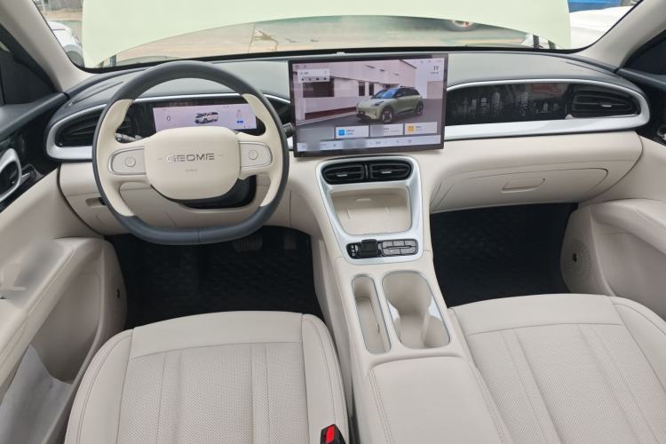 Used Geely Galaxy Geome 2025 UP 410km Exploration+ Edition
