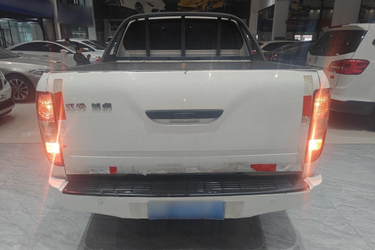 Used JMC Yuhu 7 2016 2.4T Two-Wheel Drive Luxury Edition JX4D24
