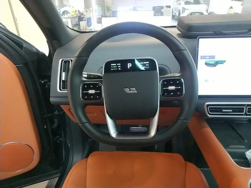 Used Li Auto L9 2025 Ultra Smart Refreshed Edition — 10