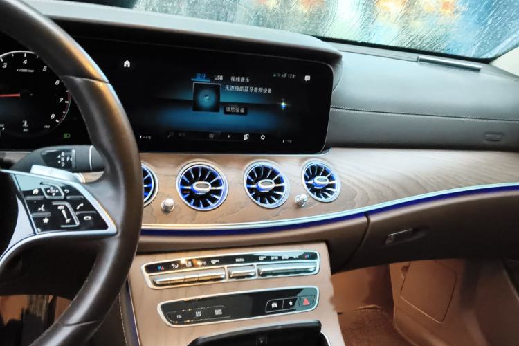 Used Mercedes-Benz E-Class 2023 Updated E 300 L Fashion Edition
