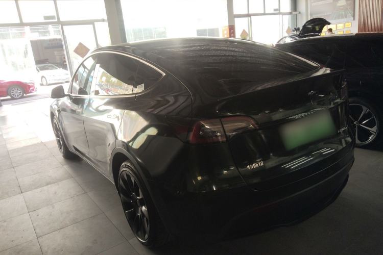 Used Tesla Model Y 2021 Standard Range Rear-Wheel Drive Version Exterior 2