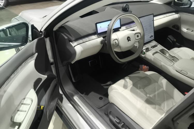 Used Nio ET7 2024 75 kWh Executive Signature Edition
