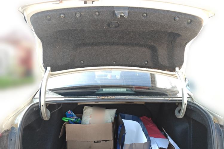 Used Volkswagen Bora 2016 1.6L Manual Fashion Edition Trunk