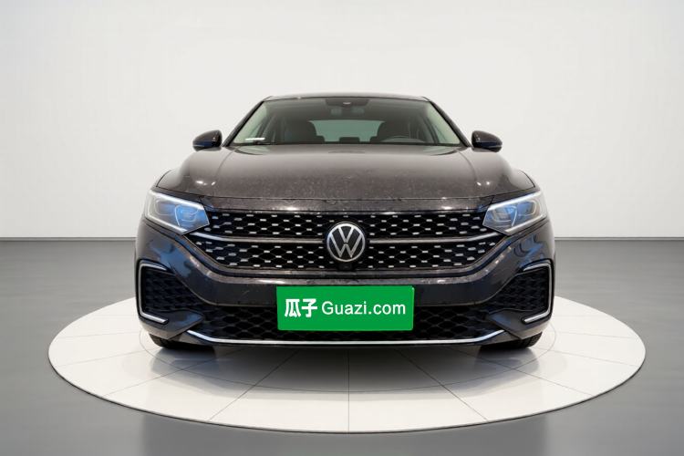 Used Volkswagen Passat 2025 Outstanding Model 380TSI Starry Dragon Glorious Edition Front