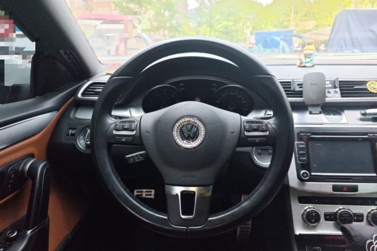 Used Volkswagen FAW-Volkswagen CC 2015 1.8TSI Luxury Model
