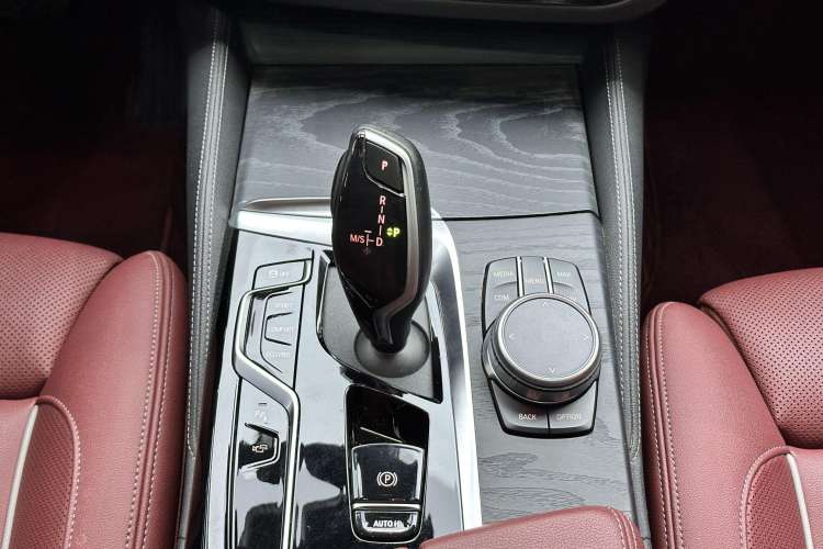 Used BMW 5 Series 2022 Restyled 530Li Luxury Edition M Sport Package