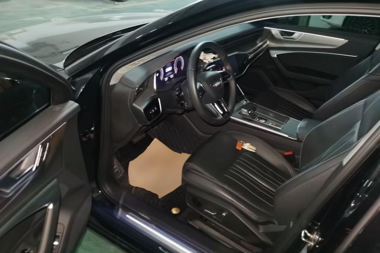 Used Audi A6L 2023 Revised 45 TFSI Prestige Elegant Edition
