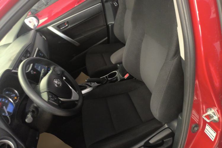 Used Toyota Levin 2017 Revised 185T CVT Elite Edition China V Standard Left Front Seat