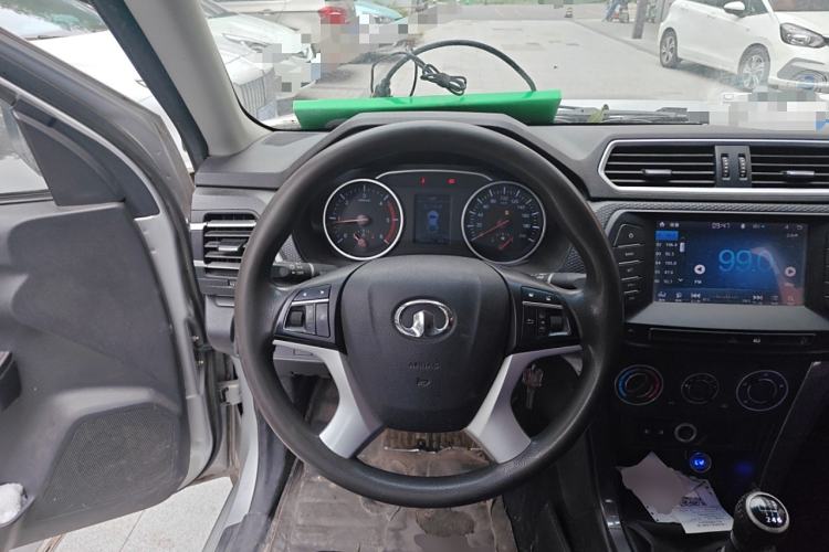 Used Great Wall Wingle 5 2017 2.0T European Version Diesel Two-Wheel Drive Elite Plus Big Double-Cab GW4D20D