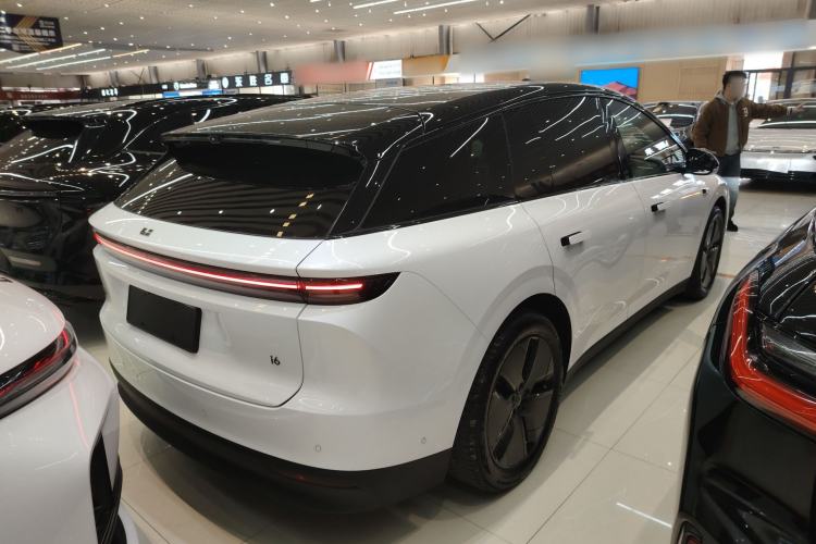 Used Li Auto Li Auto i6 2025 Model Two-Wheel-Drive Standard Type