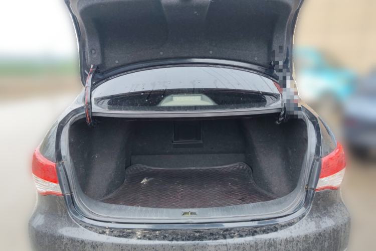 Used Nissan Sylphy 2012 Classic 1.6XE Manual Comfort Edition Trunk