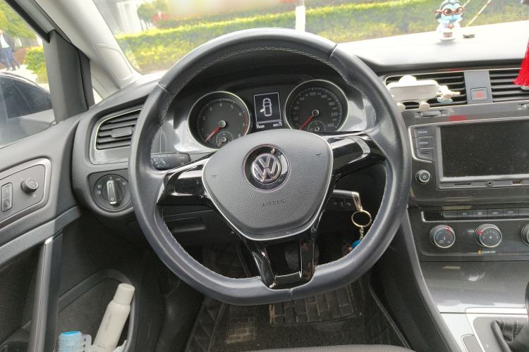 Used Volkswagen Golf 2017 230TSI Automatic Comfort Edition – Celebrating Milestone of One Million Units