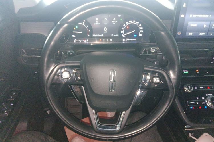 Used Lincoln Corsair 2021 2.0T Two-Wheel Drive Deluxe Edition
