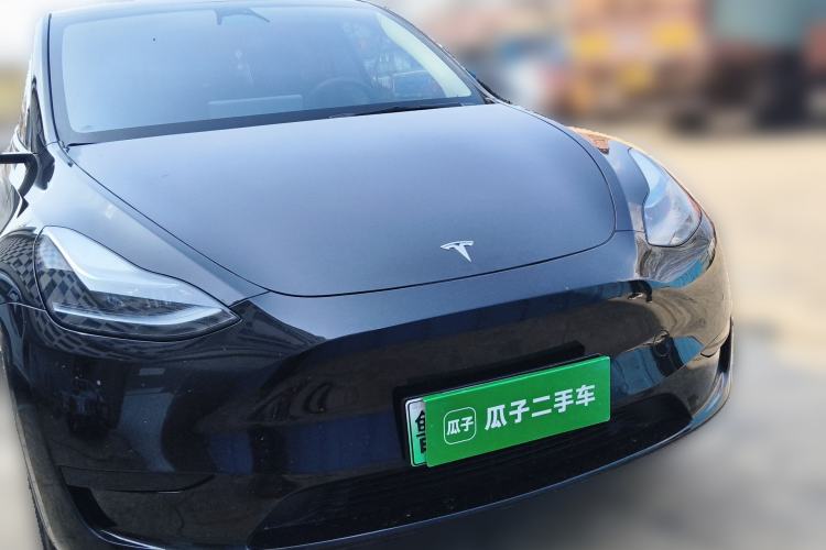 Used Tesla Model Y 2023 Rear-Wheel-Drive Version Front