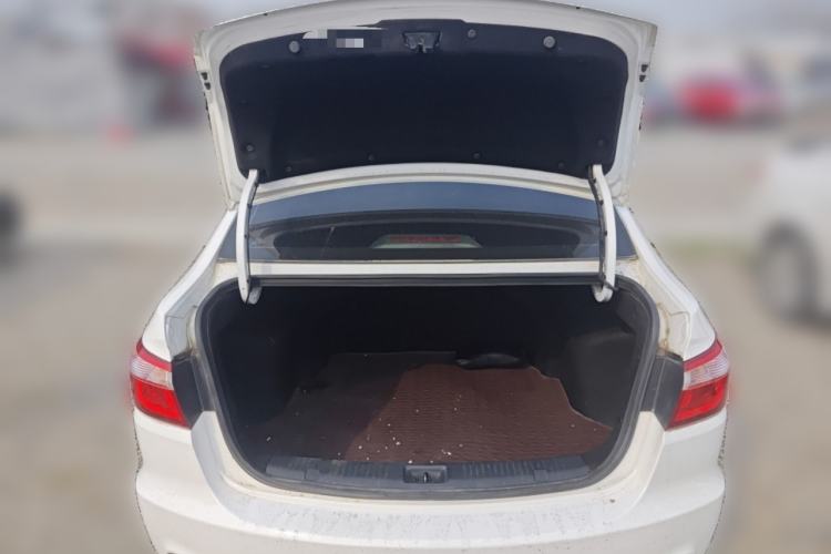 Used Changan Alsvin V7 2015 1.6L Manual LeShang Edition China IV