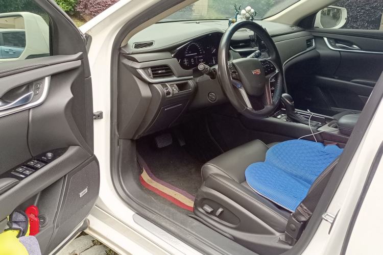 Used Cadillac XTS 2018 28T Tech Edition Driver Seat