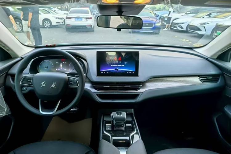 Used Hongqi E-QM5 2023 Revised Version Basic Travel Edition
