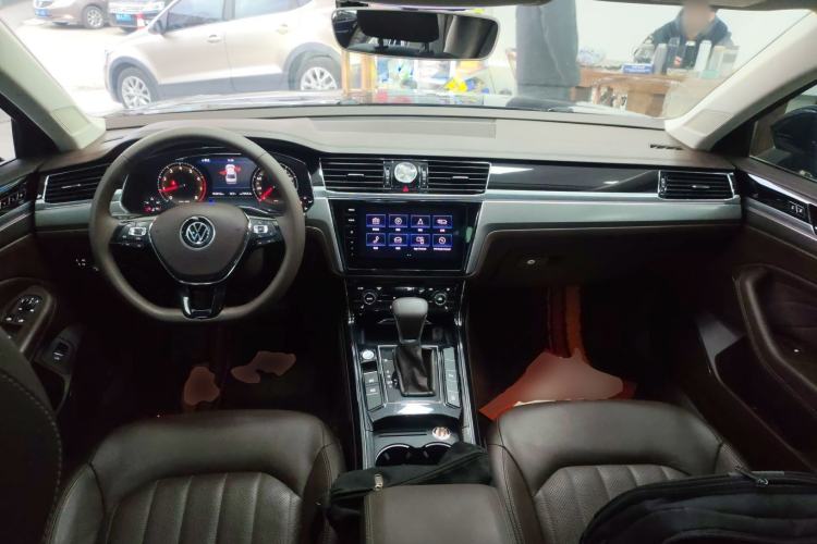 Used Volkswagen Phideon 2021 380TSI Luxury Edition
