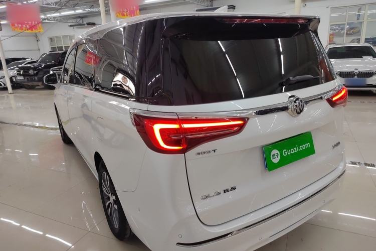 Used Buick GL8 2022 ES Landtrek 653T Luxury Edition