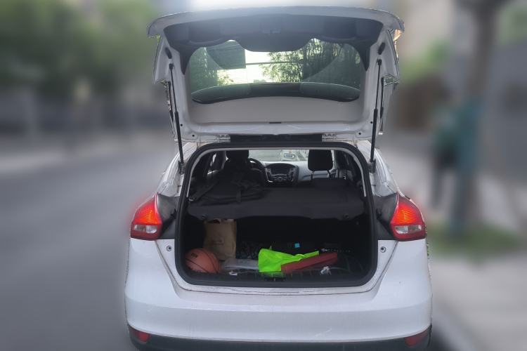 Used Ford Focus 2018 Hatchback Classic 1.6L Manual Comfort Plus SmartDrive Edition