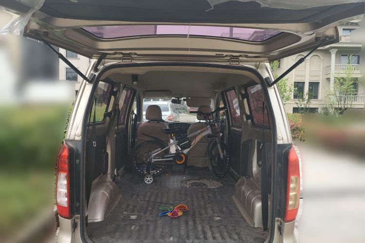 Used Wuling Hongguang V 2019 1.5L Base Version L2B Trunk