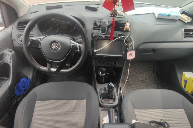 Used Volkswagen Polo 2016 1.4L Manual Fashion Model