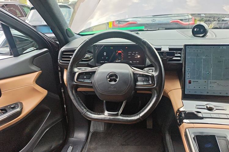 Used Nio ES6 2019 430KM First-Edition Commemorative Version

