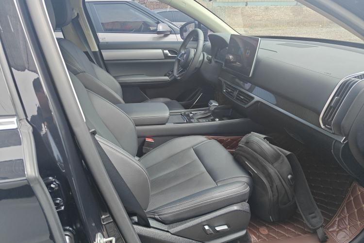 Used BYD Tang 2019 2.0T Automatic SmartConnect Luxury Version 5 Seats China VI Standard
