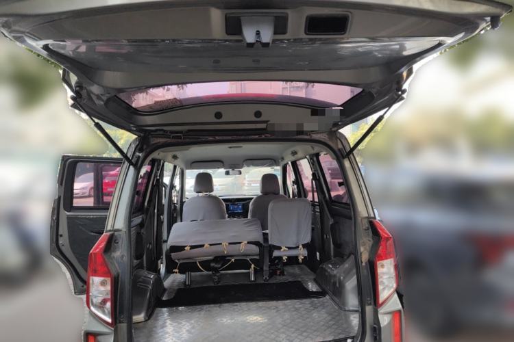 Used Wuling Hongguang PLUS 2019 1.5T Manual Standard Edition 5 Seats Trunk