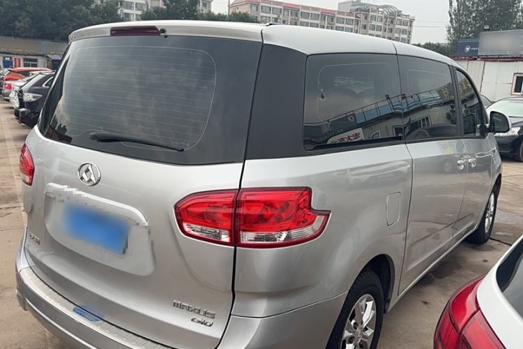 Used SAIC MAXUS G10 2015 2.0T Automatic Anniversary Edition
