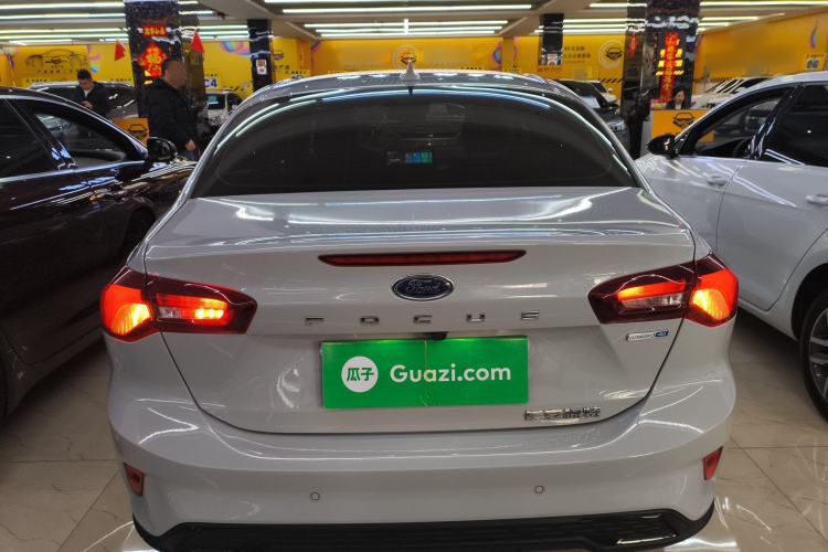 Used Ford Focus 2022 Sedan EcoBoost 180 Automatic Performance Edition