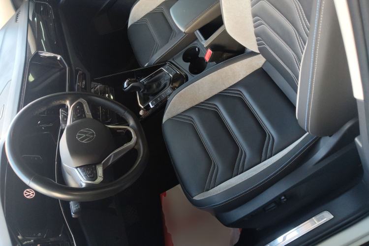 Used Volkswagen Tayron GTE Plug-in Hybrid 2022 1.4T Luxury Edition Left Front Seat