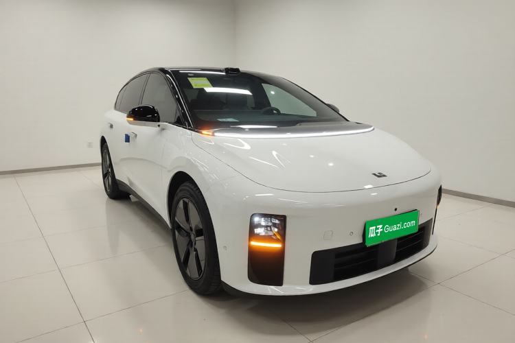 Used Li Auto Li Auto i6 2025 Model Two-Wheel-Drive Standard Type
