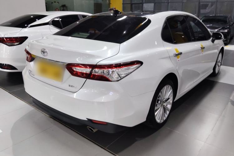 Used Toyota Camry 2018 2.5G Luxury Edition
